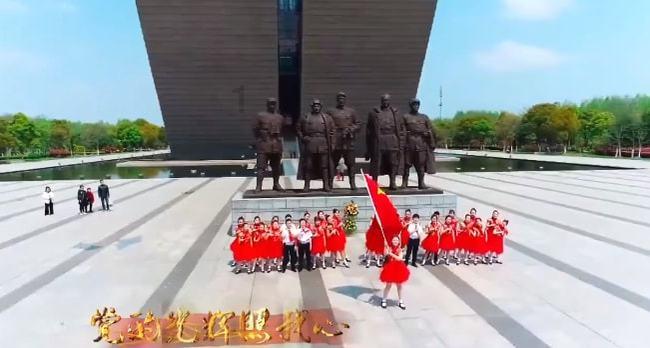 秦海璐参加《中餐厅》被吐槽情商低，从哪些细节可以看出来？游戏画面
